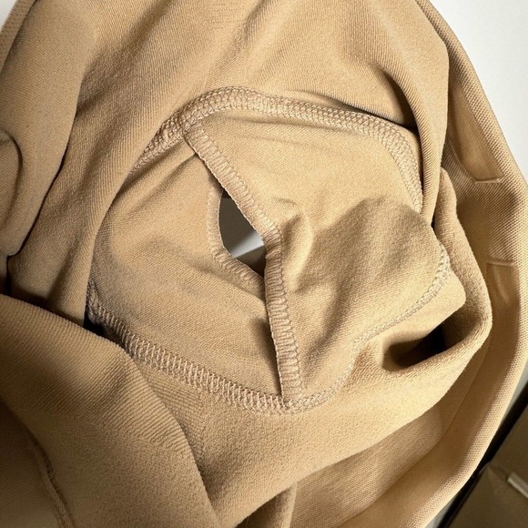 NWOT Skims Seamless Sculpt Mid Thigh Short Women's Open Gusset Nude Size XS - Picture 5 of 5